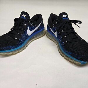 Nike AirMax Sneakers